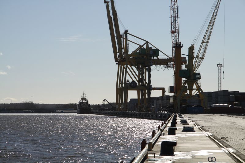 In January - February of 2013 the aggregate  cargo handling turnover in Klaipėda Seaport and Butinges terminal increased by 16 pct.